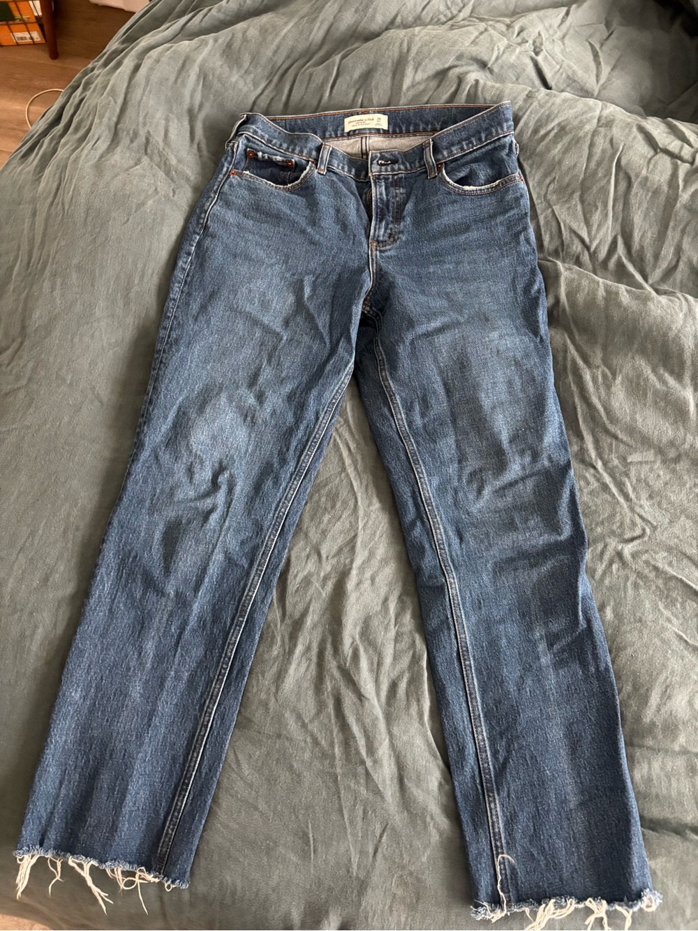 Abercrombie & Fitch Straight-Leg Jeans in Medium Blue